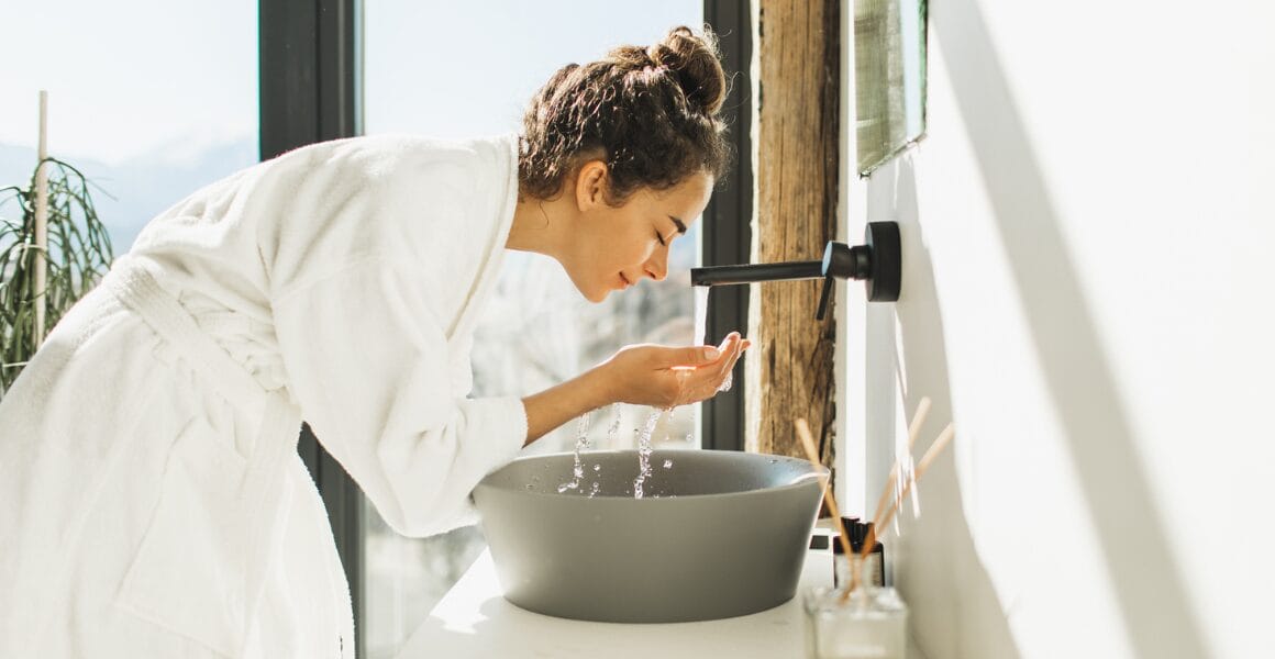 Panduan Lengkap Penggunaan Ampoule Dalam Rutin Kecantikan Panduan Lengkap Penggunaan Ampoule Dalam Rutin Kecantikan