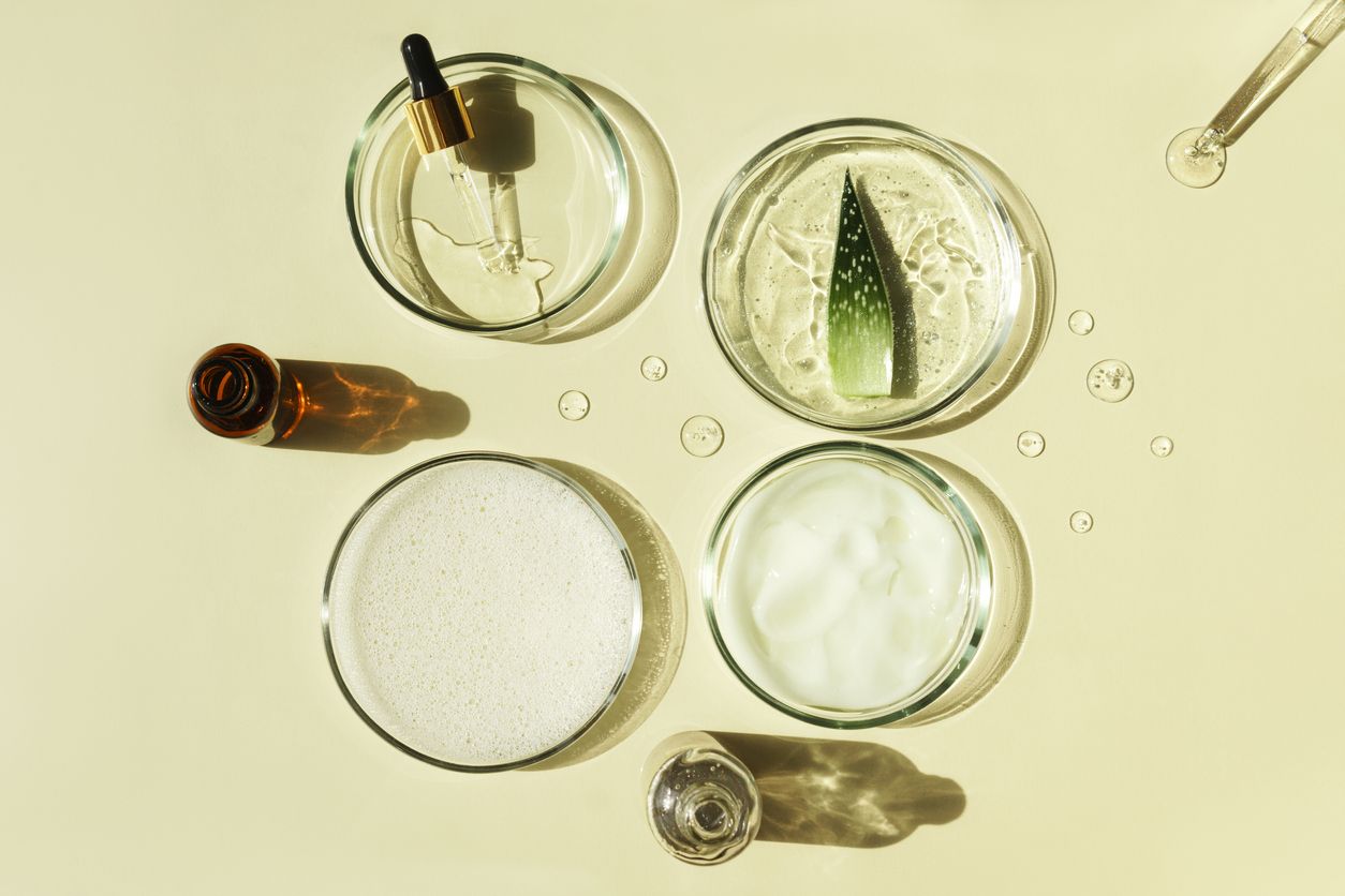 Kenali AHA, BHA & PHA – Mana Sesuai Untuk Anda? Kenali AHA, BHA & PHA – Mana Sesuai Untuk Anda?